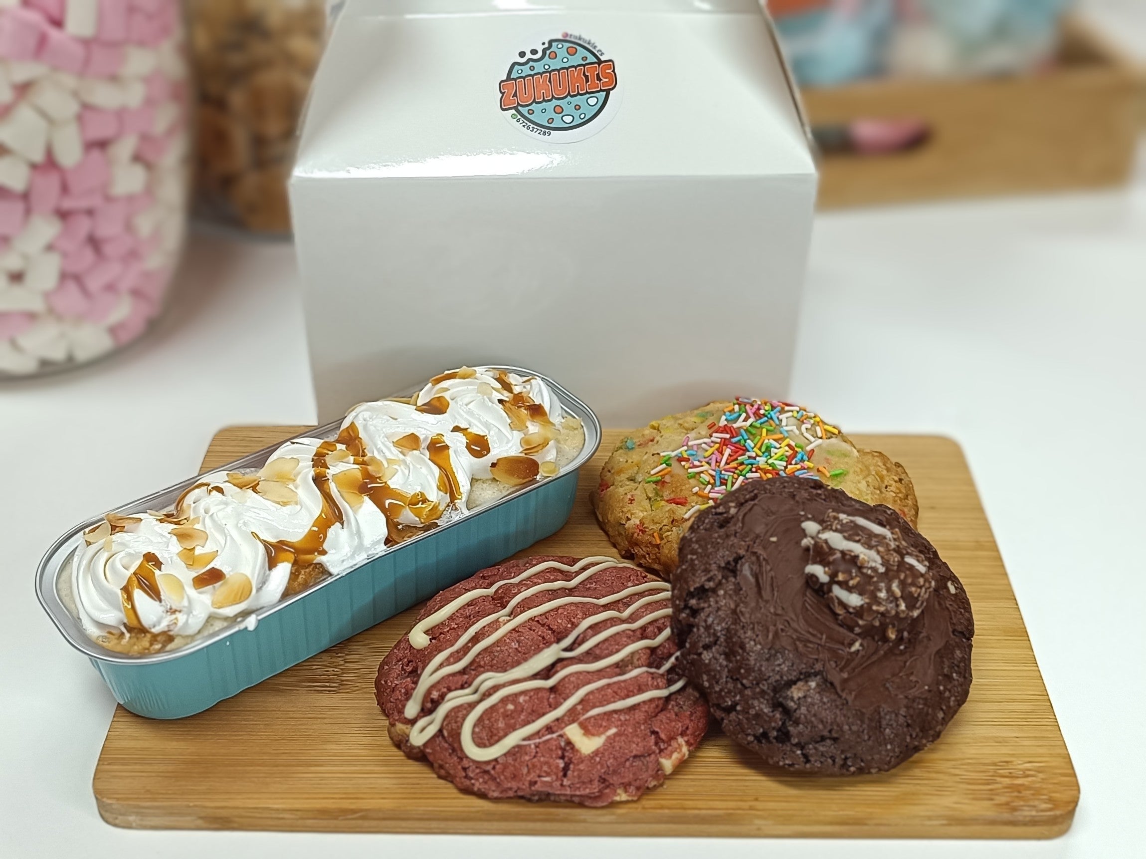 Cookies & Cake Box